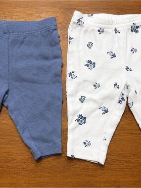 Carter’s Newborn Leggings Lot of 2 Blue Ruffle & Floral Print NWOT 0M